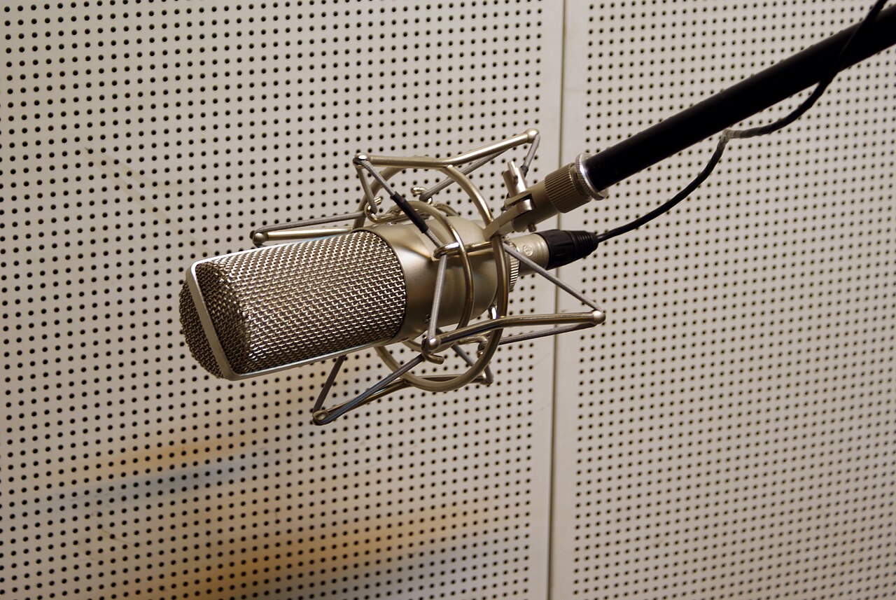 recording studio microphone (foto: Marc Wathieu from Huy, Belgium / CC BY 2.0, Wikimedia Commons)